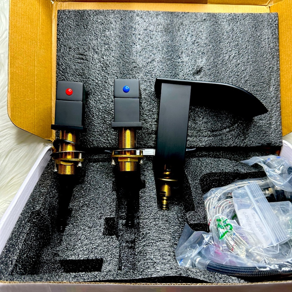 Rich Matte Black Bathroom Faucet